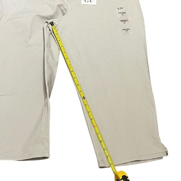 Gloria Vanderbilt Women's Amanda Capri Pants, Size 16, NWT - Picture 11 of 14
